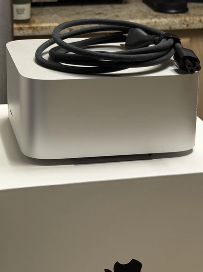 APPLE MAC STUDIO M3 ULTRA 2TB SSD